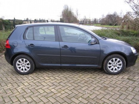 Volkswagen Golf - 1.6 FSI clima/automaatbak stottert - 1