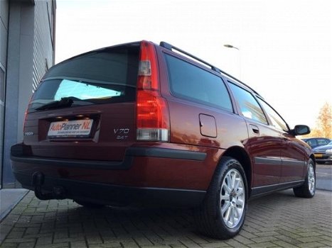 Volvo V70 - 2.4 Turbo 200 PK Automaat Youngtimer - 1