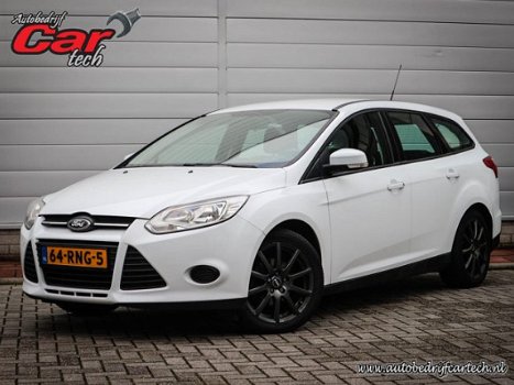 Ford Focus Wagon - 1.6 TI-VCT Trend Airco | Cruise | 17 inch Lichtmetaal | Trekhaak | - 1