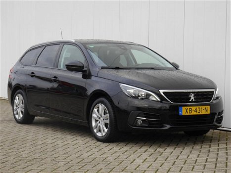 Peugeot 308 - Executive 1.2 PureTech 110PK | NAVI | CLIMA | PANORAMA - 1