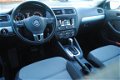 Volkswagen Jetta - 1.4 TSI Hybrid Comfortline - 1 - Thumbnail