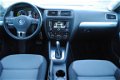 Volkswagen Jetta - 1.4 TSI Hybrid Comfortline - 1 - Thumbnail