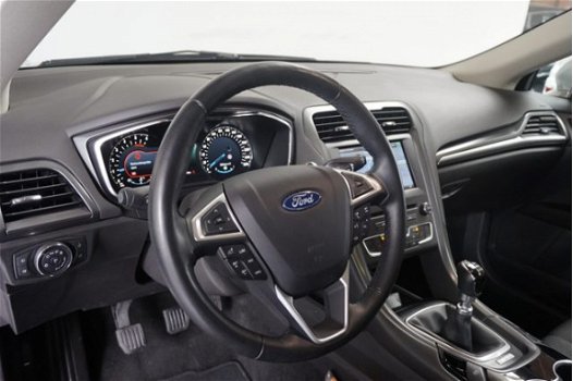 Ford Mondeo Wagon - 1.5 TDCi 120 pk Titanium | Navigatie | Bluetooth | Parkeersensoren | Cruise Cont - 1