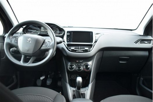 Peugeot 208 - 1.2 82PK Blue Lion 5-deurs | Navigatie | DAB+ | Parkeersensoren - 1