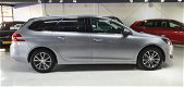 Peugeot 308 SW - 1.2 PureTech Blue Premium €500, - EINDEJAARS KORTING LED PANORAMA NWE D-RIEM NAP NL - 1 - Thumbnail