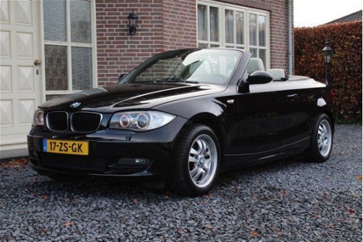 BMW 1-serie Cabrio - 118i 143pk High Ex / Leder / Navi / Xenon / Goed onderhouden - 1