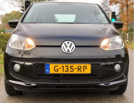 Volkswagen Up! - 1.0 high up BlueMotion Airco Btw stoelverwarming - 1