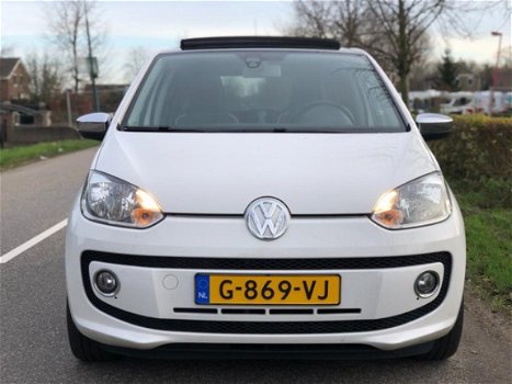 Volkswagen Up! - 1.0 groove up High up Airco Panoramadak leer Pdc navigatie cruisecontrol - 1