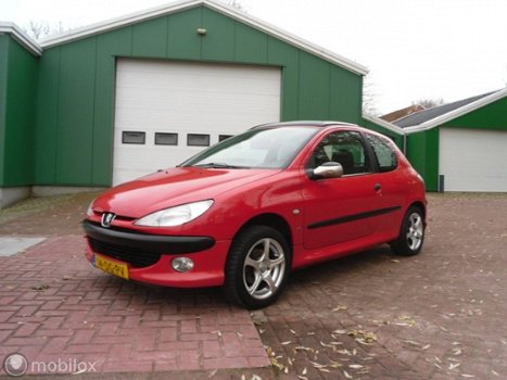 Peugeot 206 - 1.6 XS Apk 22-02-2021 in nette staat - 1