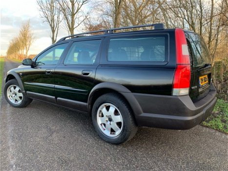 Volvo XC70 - 2.4T Cross Country '257DKM' Leder/Schuifdak/Automaat - 1