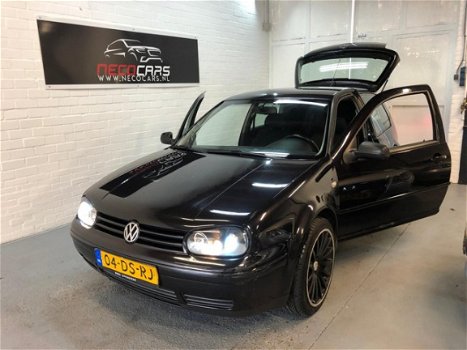 Volkswagen Golf - 2.3 V5 Highline NIEUWE APK//NIEUWE KOPPELING//V5 2.3 AIRCO KL - 1