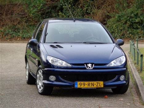 Peugeot 206 - 1.4 Air-line 2 2e EIGENAAR/5DRS/AIRCO/NAP/SUPER NETTE - 1