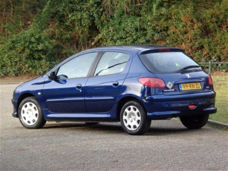 Peugeot 206 - 1.4 Air-line 2 2e EIGENAAR/5DRS/AIRCO/NAP/SUPER NETTE - 1