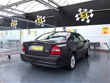 Volvo S80 - 2.5 D Comfort AUTOMAAT, APK 12-2020, NWE DB RIEM