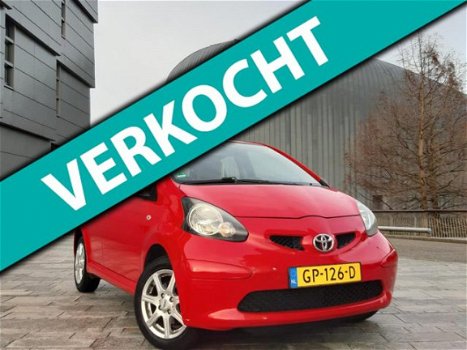 Toyota Aygo - 1.0-12V 5 Deurs, 93000KM, Rijd en schakelt perfect - 1