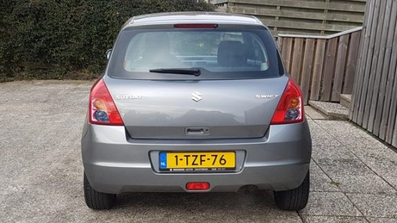 Suzuki Swift - 1.3 Base - 1