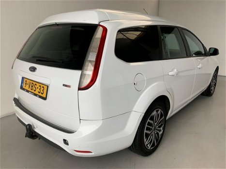 Ford Focus Wagon - 1.6 TDCI Trend Airco Stoelverwarming Carkit Trekhaak - 1