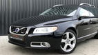 Volvo V70 - 2.0T R-Edition / 1e eigenaar / Dealer onderhouden / Full Option - 1 - Thumbnail