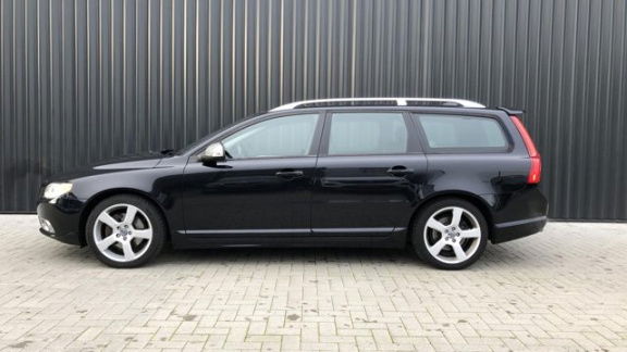 Volvo V70 - 2.0T R-Edition / 1e eigenaar / Dealer onderhouden / Full Option - 1