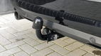 Volvo V70 - 2.0T R-Edition / 1e eigenaar / Dealer onderhouden / Full Option - 1 - Thumbnail