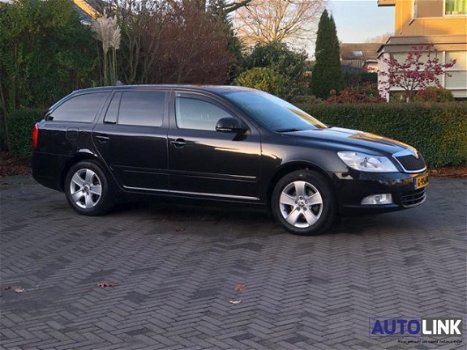 Skoda Octavia Combi - 1.4 TSI| Xenon | DSG | NAVI | LMV - 1