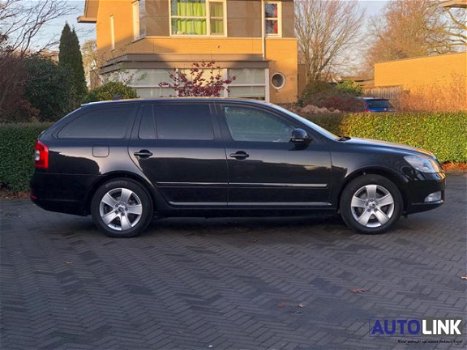 Skoda Octavia Combi - 1.4 TSI| Xenon | DSG | NAVI | LMV - 1