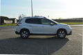 Peugeot 2008 - ALLURE 1.2 82PK | NAVIGATIE | PANORAMADAK - 1 - Thumbnail