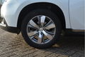 Peugeot 2008 - ALLURE 1.2 82PK | NAVIGATIE | PANORAMADAK - 1 - Thumbnail