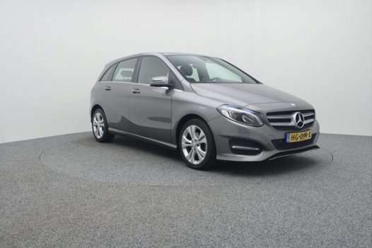 Mercedes-Benz B-klasse - 180 Urban WE22903 | Navi | LED | Clima | PDC | Cruise | LMV | Trekhaak | - 1