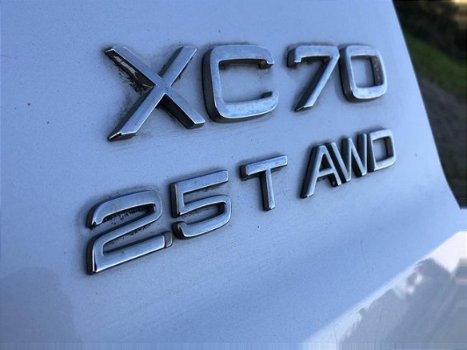 Volvo XC70 - 2.5T Automaat BTW 129DKM - 1
