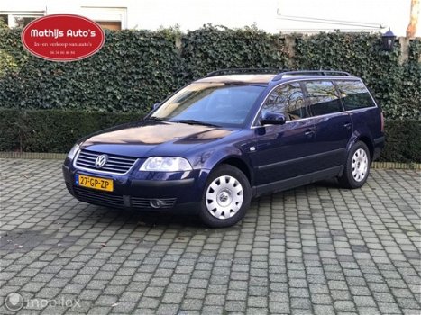 Volkswagen Passat Variant - 1.8 Turbo Trendline - 1