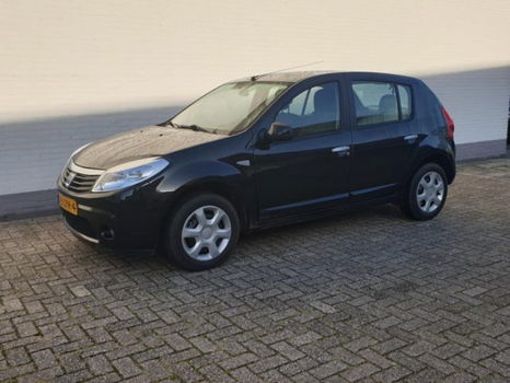 Dacia Sandero - 1.2 Lauréate Airco/Trekhaak/1ste eigenaar/Dealer onderhouden - 1