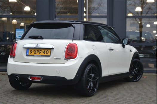 Mini Mini Cooper - 1.5 First Born Edition | Navigatie - 1