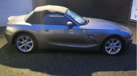 BMW Z4 - 2.5 cabrio - 1