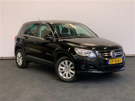 Volkswagen Tiguan - 1.4 TSI Comfort&Design 4Motion - 1