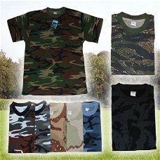 Camouflage Army t-shirts in diversen kleuren