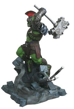 HOT DEAL MEGA Gladiator Hulk Millestone statue Thor Ragnarok Diamond Select Toys - 2