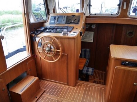 Linssen CLASSIC STURDY 400 AC - 4