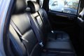 Volvo V70 - 2.4 D5 164PK AUTOMAAT * YOUNGTIMER * / SCHUIFDAK / LEDER / AIRCO-ECC / CRUISE CTR. / MEM - 1 - Thumbnail