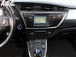 Toyota Auris - 1.8 Hybrid AUTOMAAT Panodak Navi+Camera - 1 - Thumbnail