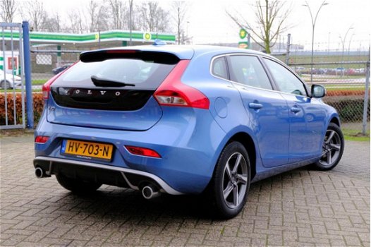 Volvo V40 - 2.0 D2 R-Design Business Xenon/Navi/Leder-Alcant/Enz - 1