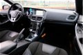 Volvo V40 - 2.0 D2 R-Design Business Xenon/Navi/Leder-Alcant/Enz - 1 - Thumbnail