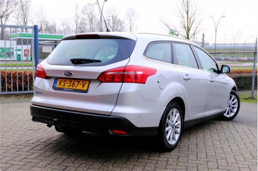 Ford Focus Wagon - 1.5 TDCI Titanium Lease Edition Navi/Parkeerhulp/PDC/LMV/Enz - 1