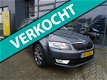 Skoda Octavia Combi - 1.6 TDI Greentech Edition Businessline Sunroof - 1 - Thumbnail