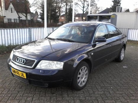 Audi A6 - 2.4 5V Advance Nette goed onderhouden auto, met haast geen gebruikerssporen - 1