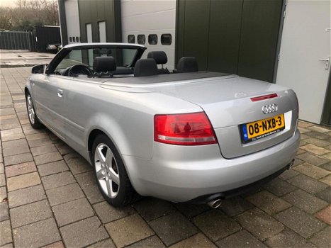 Audi A4 Cabriolet - 1.8 Turbo Advance (Leder Navi Cruise Nieuwstaat) - 1