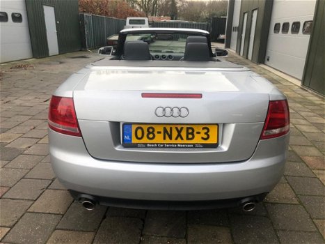 Audi A4 Cabriolet - 1.8 Turbo Advance (Leder Navi Cruise Nieuwstaat) - 1