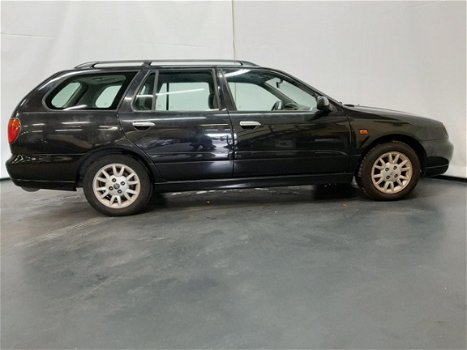 Nissan Primera Estate - 1.8 Sport Airco Trekhaak - 1