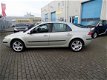 Renault Laguna - 2.0-16V Expression AUTOMAAT - 1 - Thumbnail