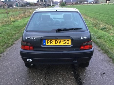 Citroën Saxo - 1.1i SX WARM EN DROOG de winter door - 1